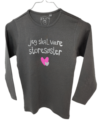 <br />
<b>Deprecated</b>:  ucwords(): Passing null to parameter #1 ($string) of type string is deprecated in <b>/tmp/xim_id_50024-NppiPD.tmp</b> on line <b>8</b><br />
 <br />
<b>Deprecated</b>:  strtolower(): Passing null to parameter #1 ($string) of type string is deprecated in <b>/tmp/xim_id_50024-NppiPD.tmp</b> on line <b>8</b><br />
<br />
<b>Deprecated</b>:  str_replace(): Passing null to parameter #1 ($search) of type array|string is deprecated in <b>/tmp/xim_id_50024-NppiPD.tmp</b> on line <b>8</b><br />
Jeg Skal Være Storesøster T-shirt L/s, Steel Grey - Legekammeraten.dk - <br />
<b>Deprecated</b>:  ucwords(): Passing null to parameter #1 ($string) of type string is deprecated in <b>/tmp/xim_id_50024-NppiPD.tmp</b> on line <b>8</b><br />